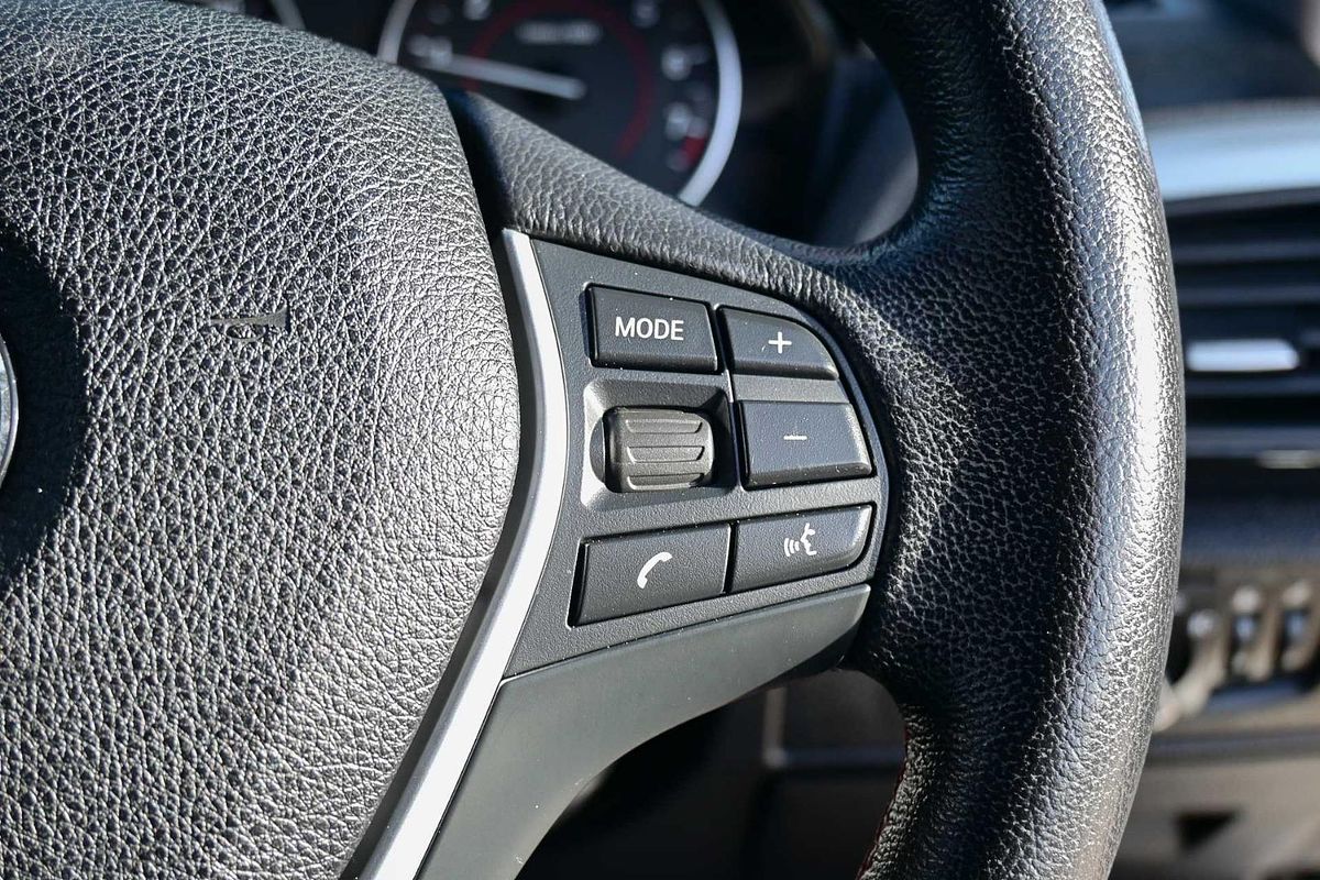 2012 BMW 1 Series 118i F20