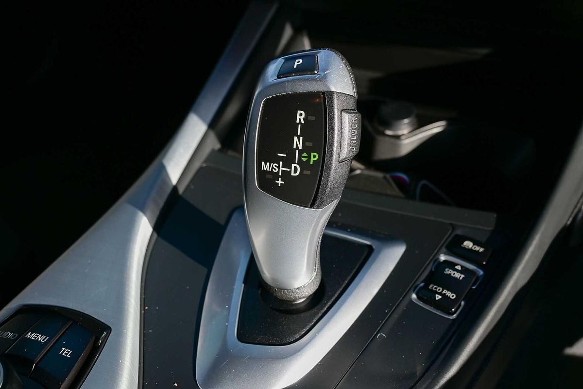 2012 BMW 1 Series 118i F20