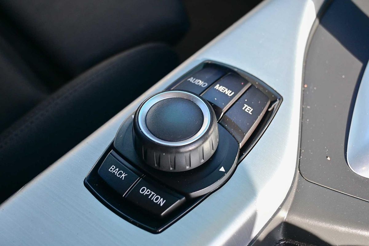 2012 BMW 1 Series 118i F20