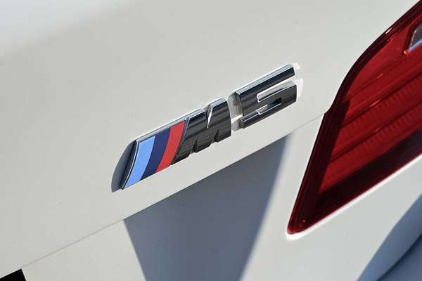 2015 BMW M5 White Shadow F10 LCI