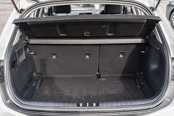 2023 Kia Stonic S YB