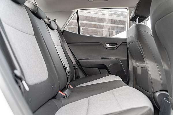 2023 Kia Stonic S YB