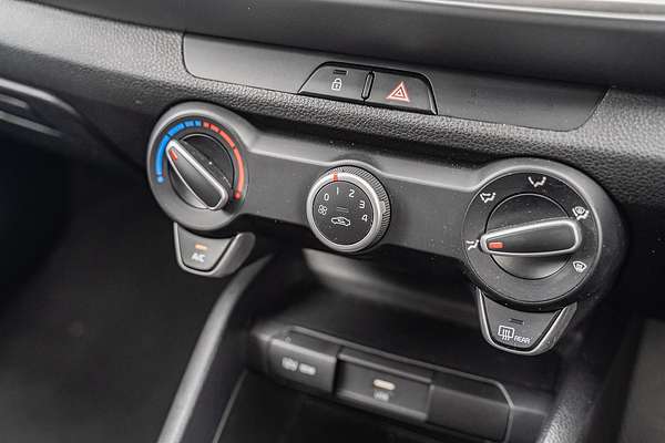 2023 Kia Stonic S YB