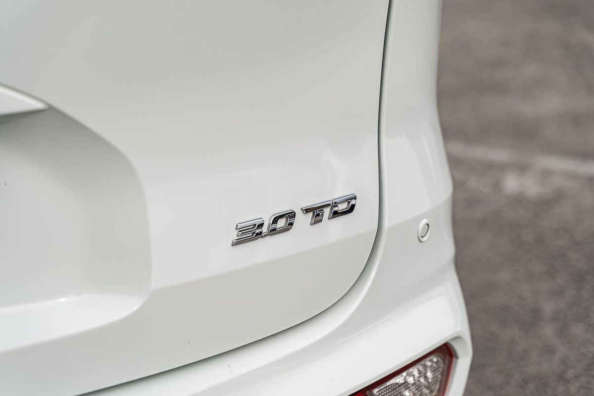 2023 Isuzu MU-X LS-T