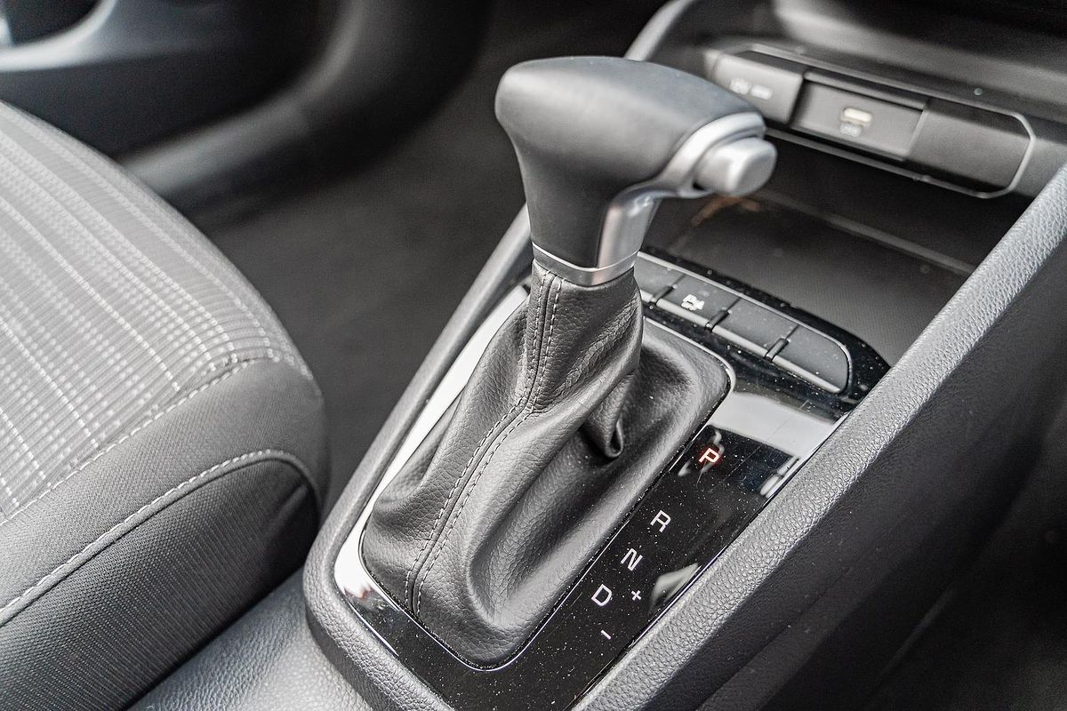2024 Kia Stonic Sport YB