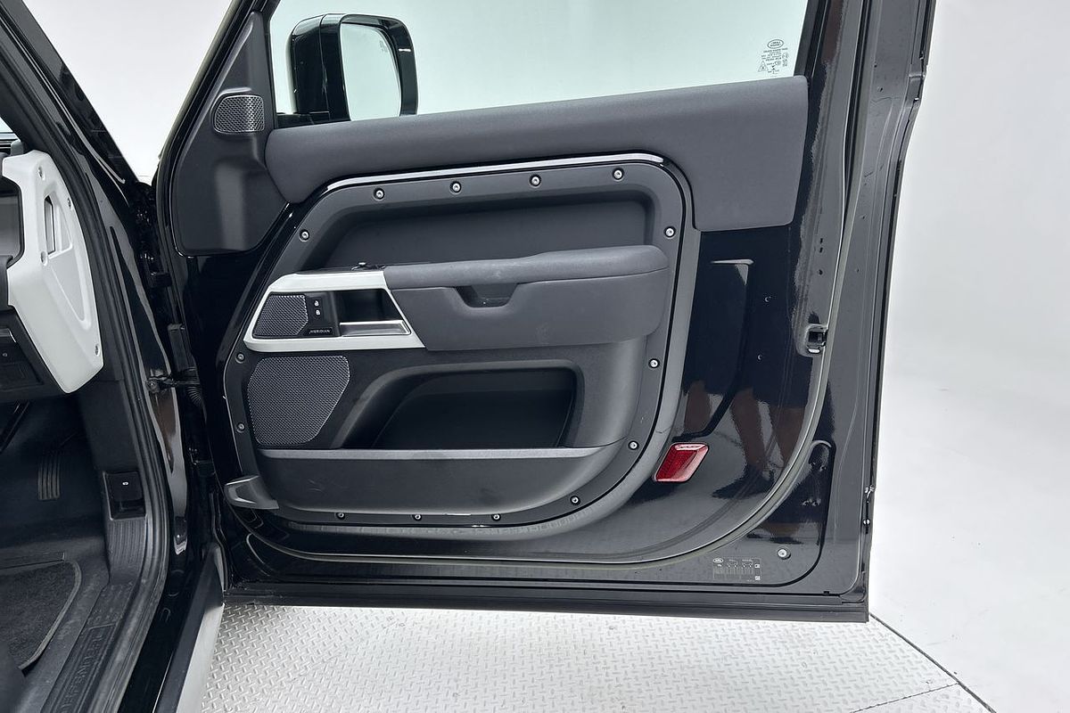 2022 Land Rover Defender 90 D250 S L663
