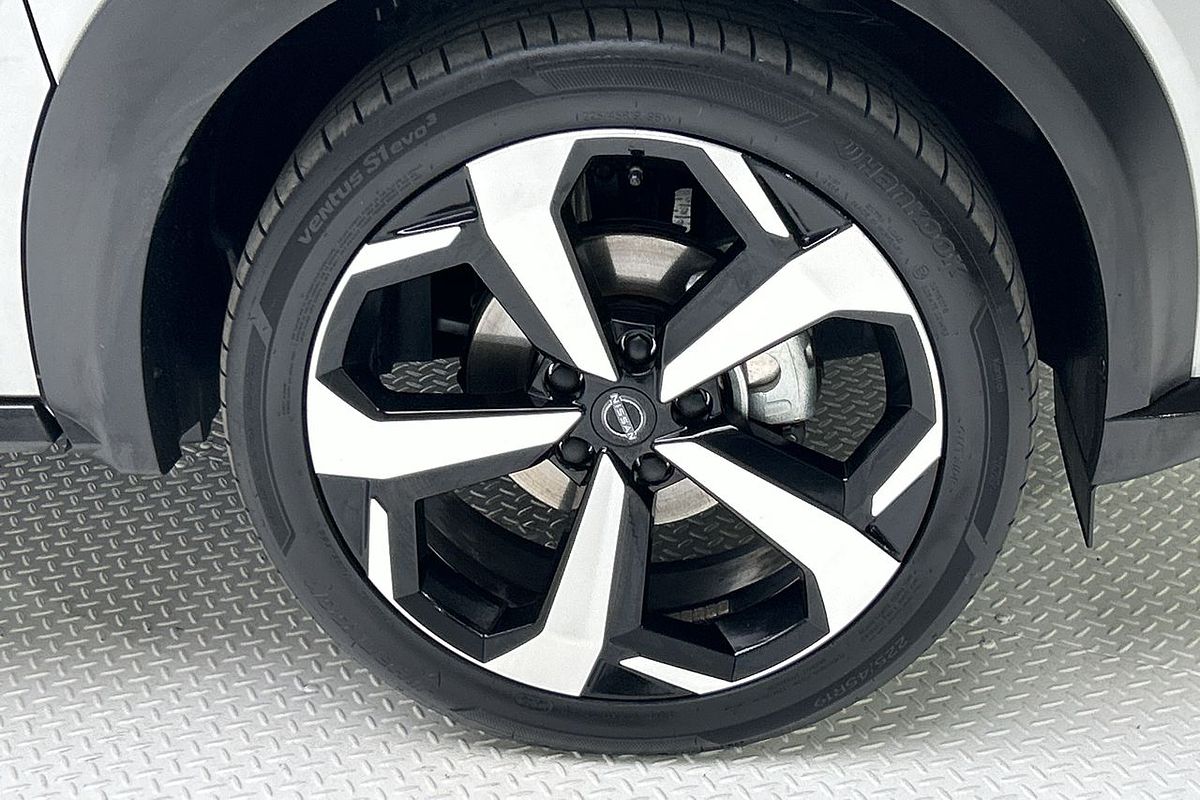 2023 Nissan JUKE ST-L F16