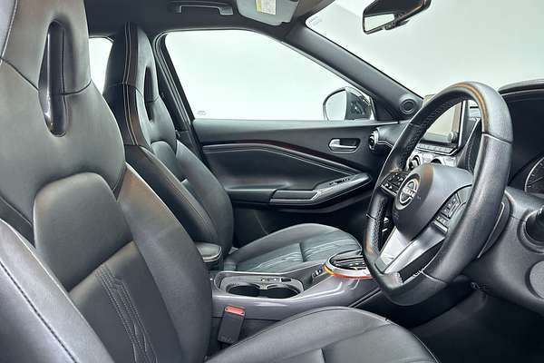 2023 Nissan JUKE ST-L F16