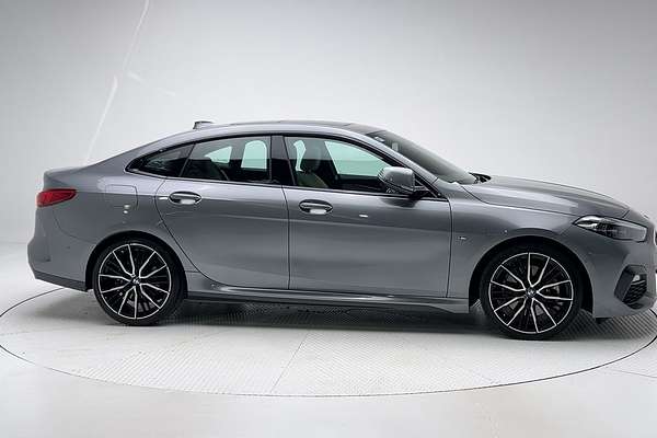 2022 BMW 2 Series 220i M Sport F44
