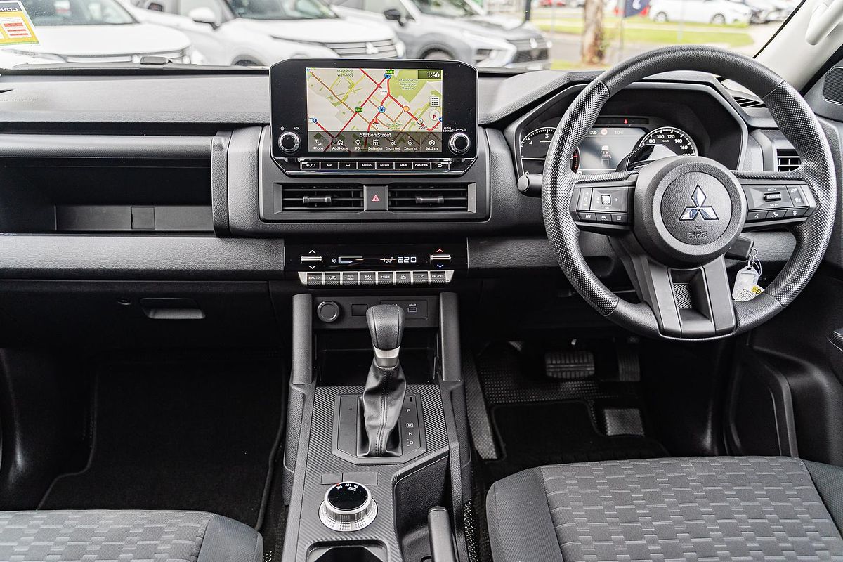 2024 Mitsubishi Triton GLX MV 4X4