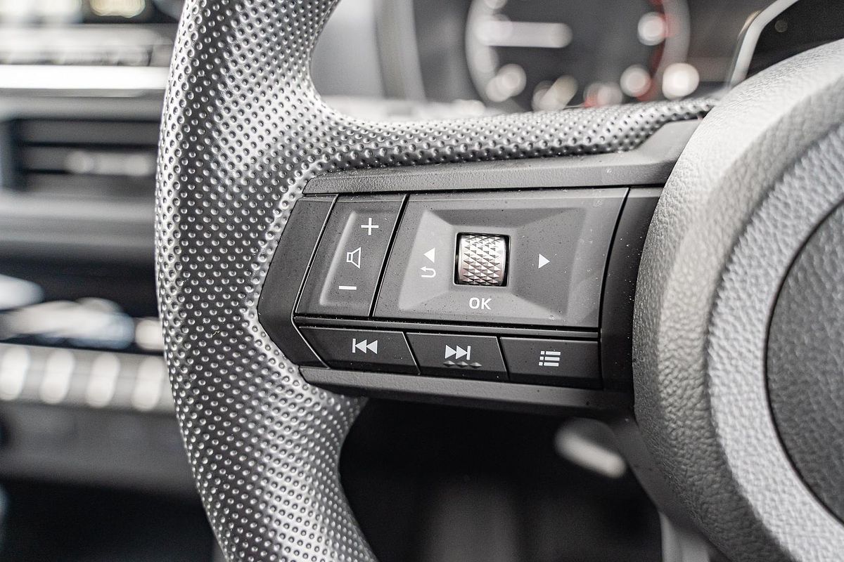 2024 Mitsubishi Triton GLX MV 4X4