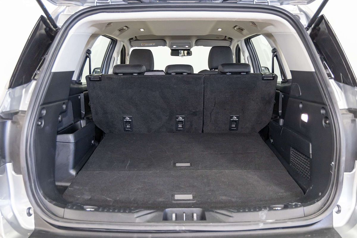 2023 Ford Everest Ambiente 2.0L
