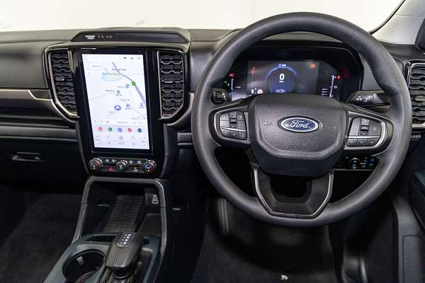 2023 Ford Everest Ambiente 2.0L