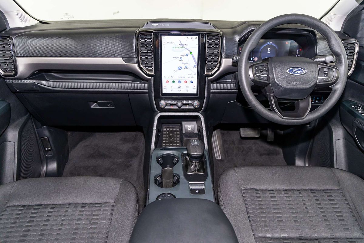 2023 Ford Everest Ambiente 2.0L