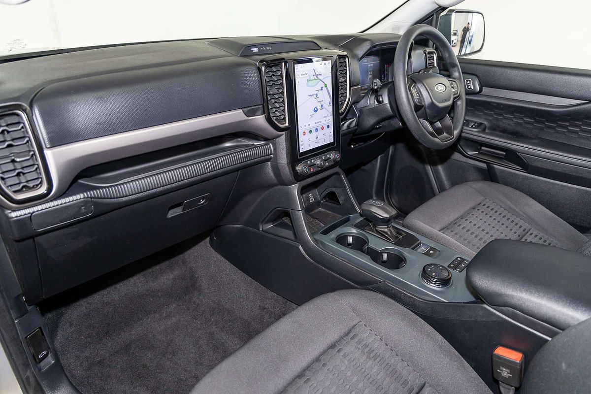 2023 Ford Everest Ambiente 2.0L
