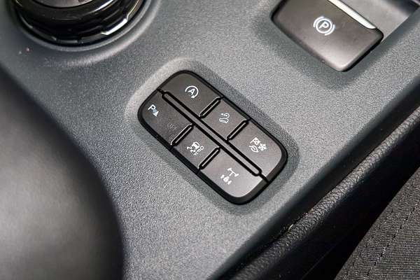 2023 Ford Everest Ambiente 2.0L