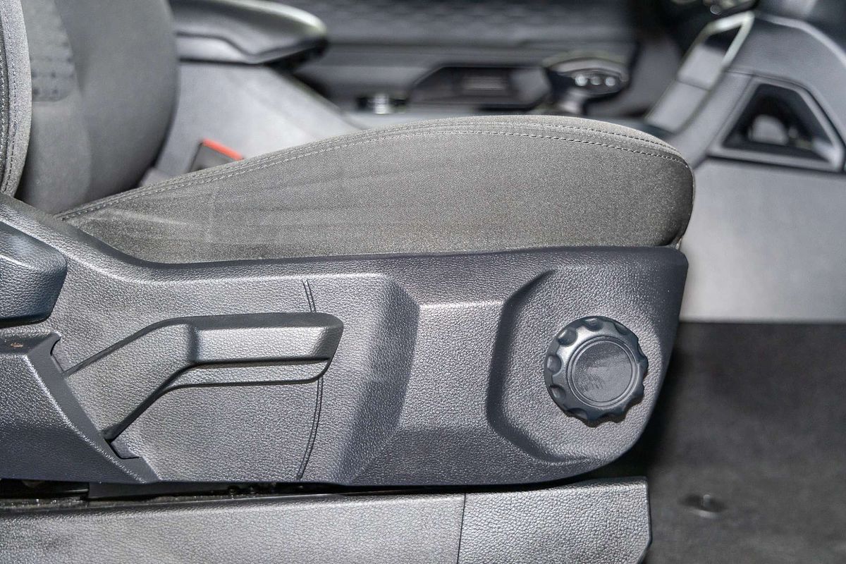 2023 Ford Everest Ambiente 2.0L
