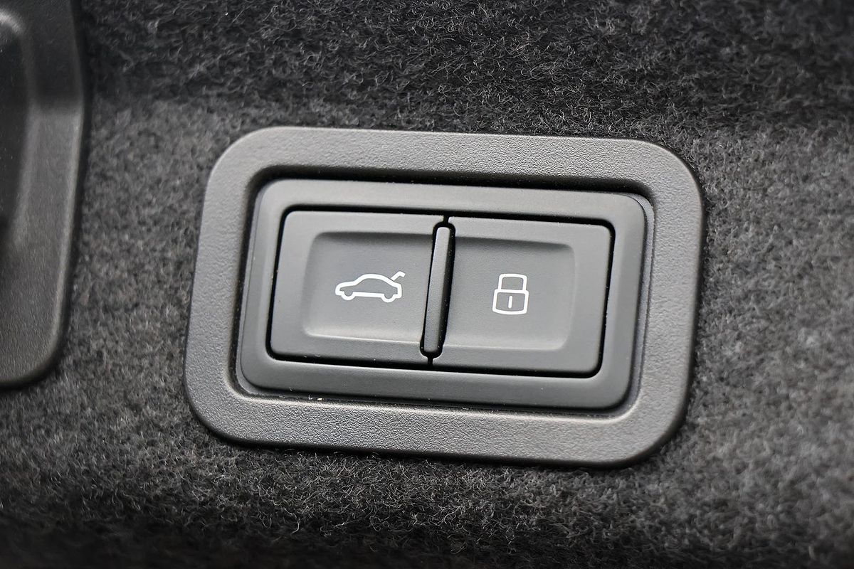 2021 Audi A6 55 TFSI S line C8