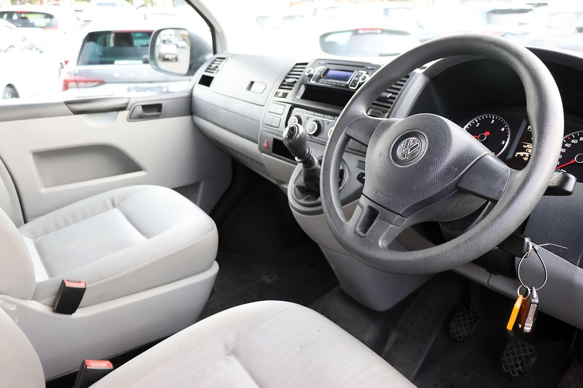 2013 Volkswagen Transporter TDI250 T5 SWB