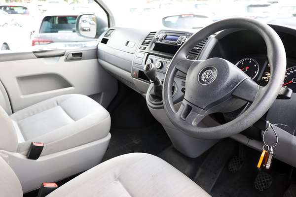 2013 Volkswagen Transporter TDI250 T5 SWB