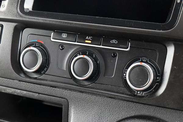 2013 Volkswagen Transporter TDI250 T5 SWB