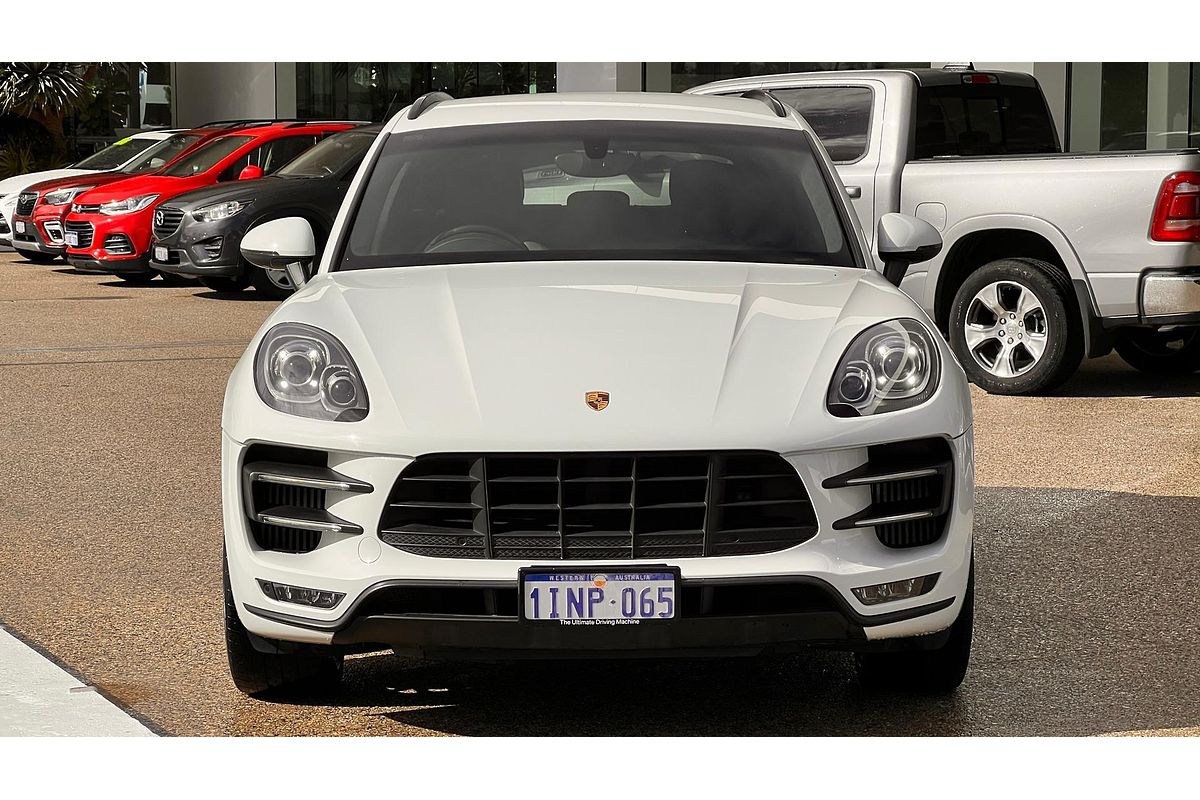 2015 Porsche Macan Turbo 95B