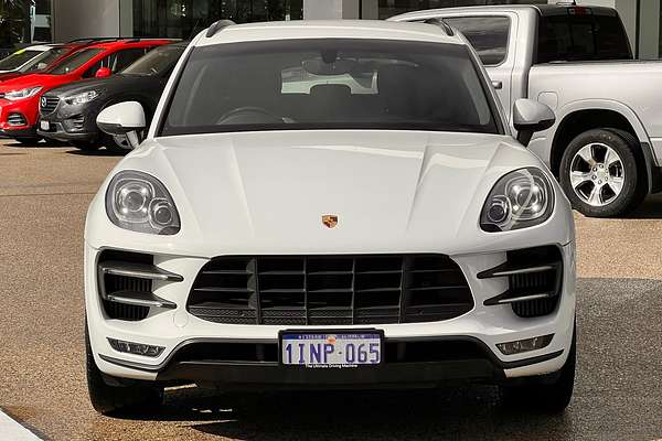 2015 Porsche Macan Turbo 95B