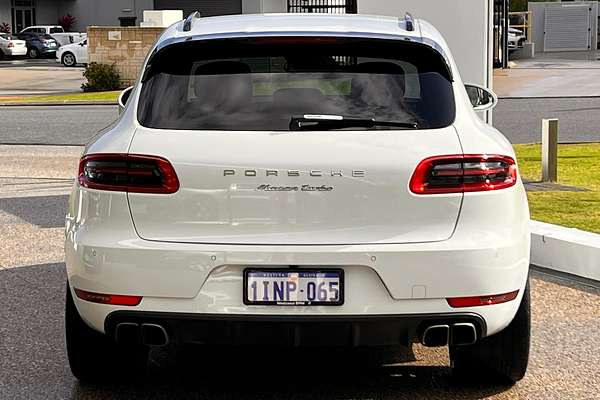2015 Porsche Macan Turbo 95B
