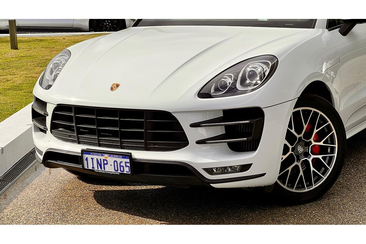 2015 Porsche Macan Turbo 95B