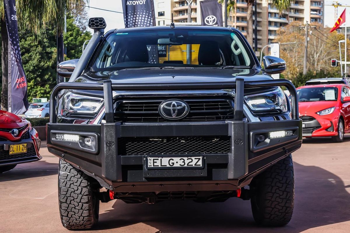 2020 Toyota Hilux SR5 GUN126R 4X4
