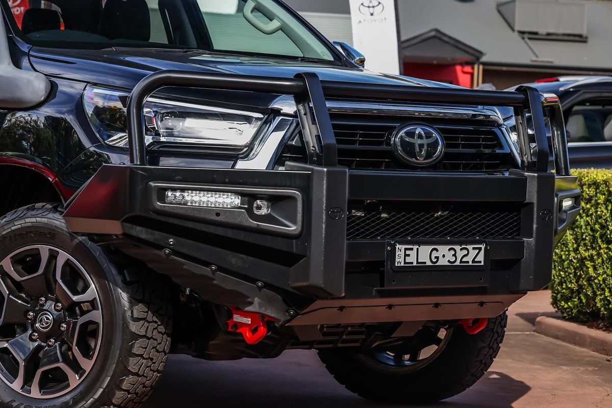 2020 Toyota Hilux SR5 GUN126R 4X4