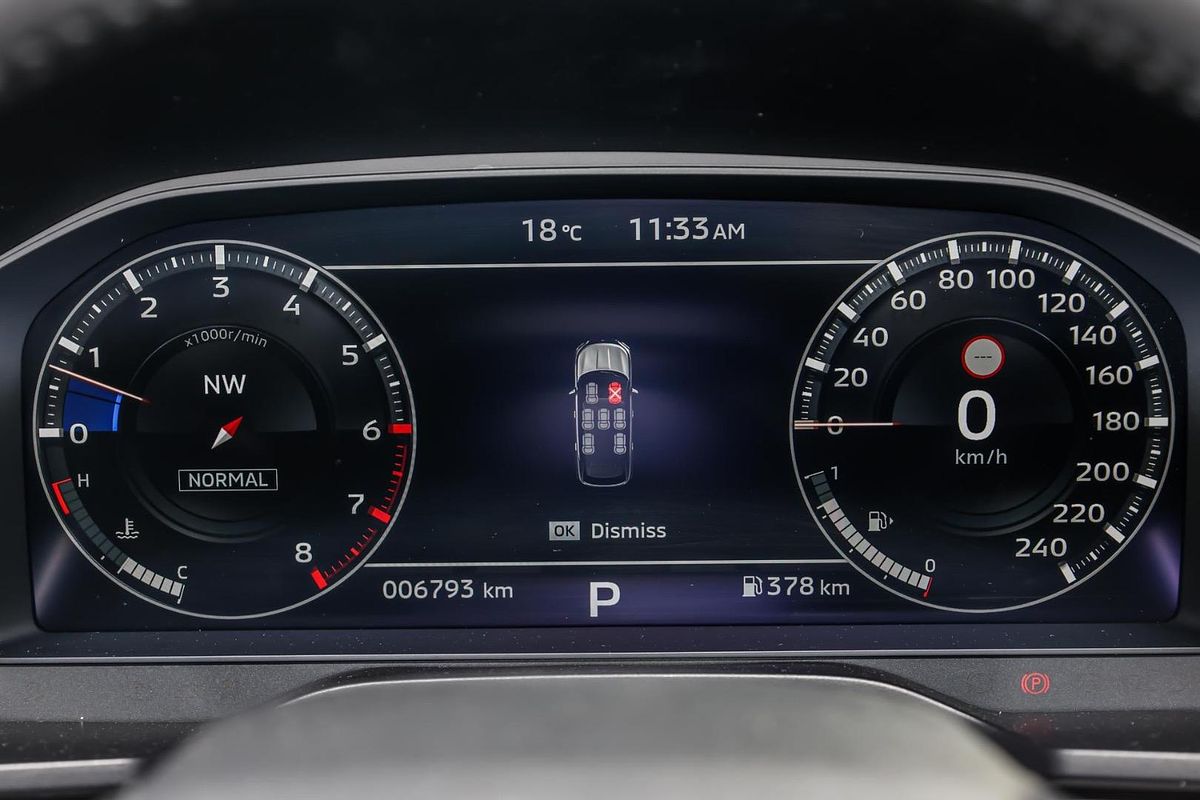 2024 Mitsubishi Outlander Exceed ZM