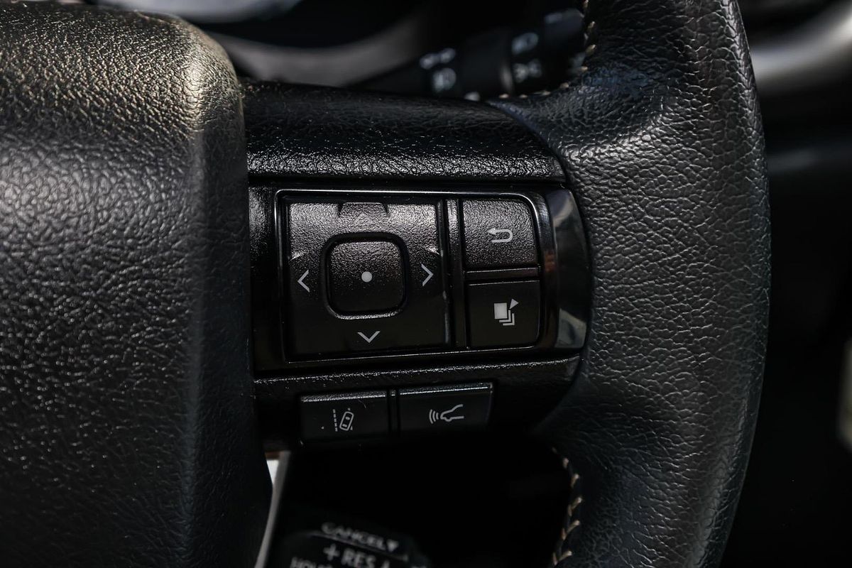 2020 Toyota Hilux SR5 GUN126R 4X4
