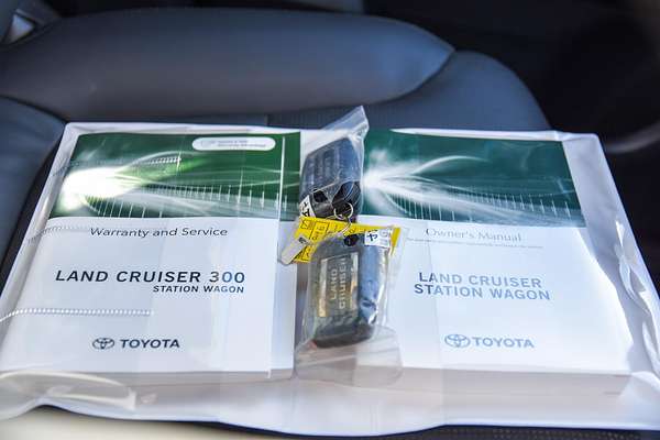 2024 Toyota Landcruiser Sahara ZX FJA300R