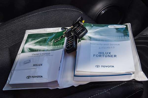 2023 Toyota Hilux SR5 GUN126R 4X4