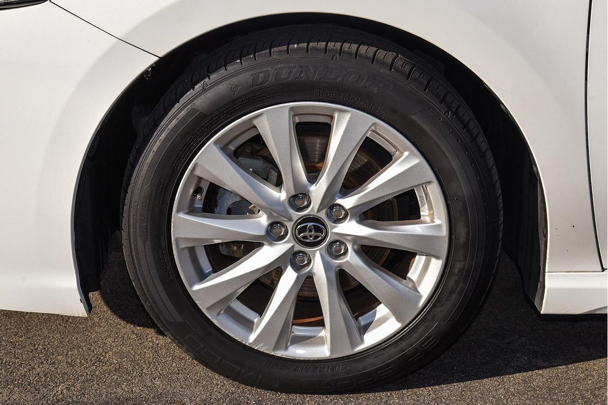 2018 Toyota Camry Ascent Sport ASV70R