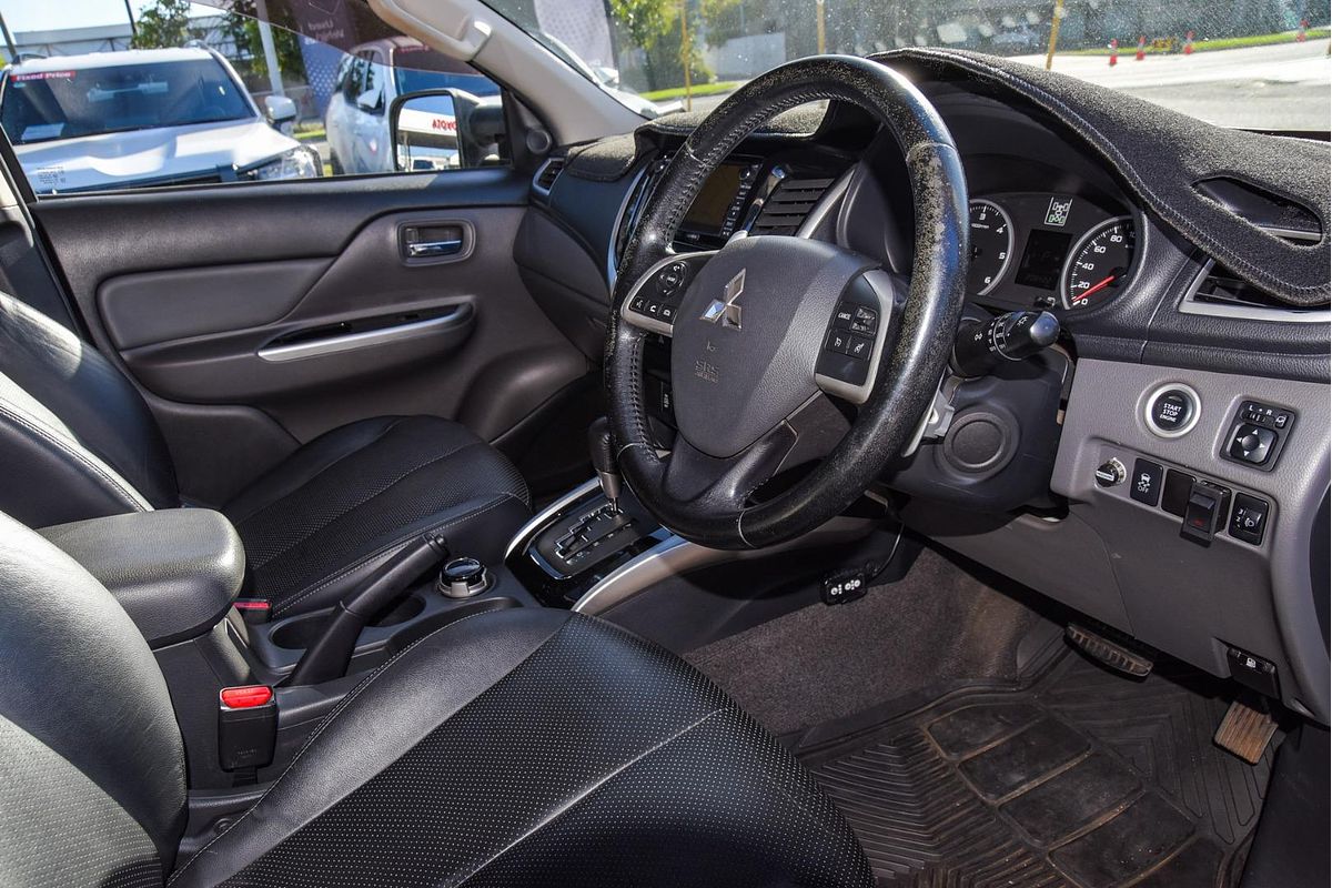 2015 Mitsubishi Triton Exceed MQ 4X4