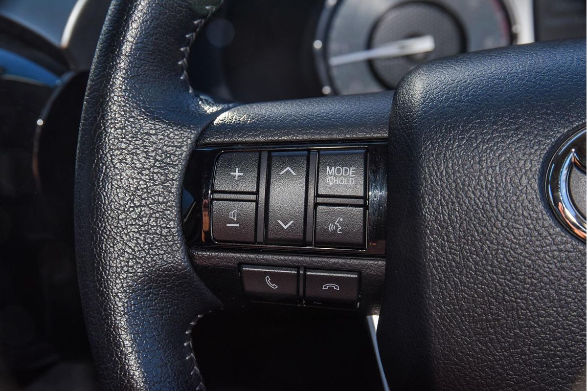 2023 Toyota Hilux SR5 GUN126R 4X4