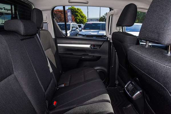 2023 Toyota Hilux SR5 GUN126R 4X4