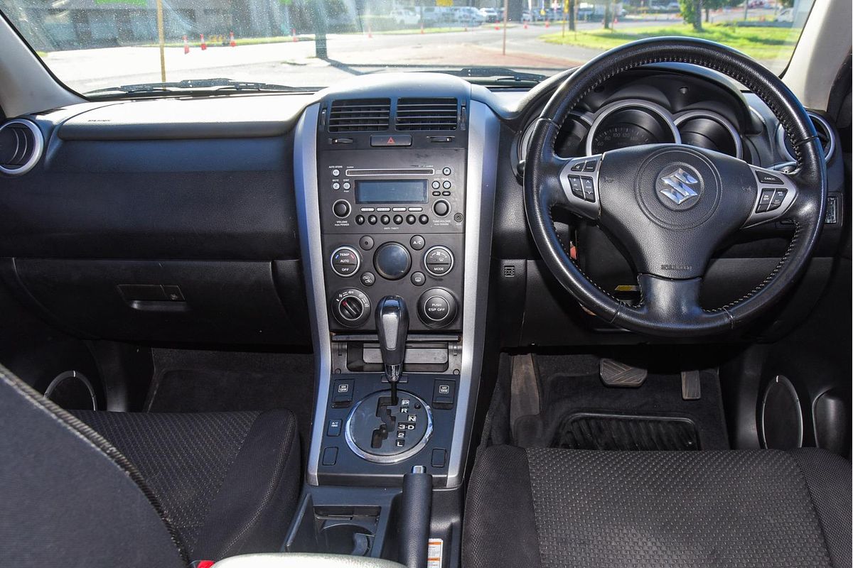 2011 Suzuki Grand Vitara JB