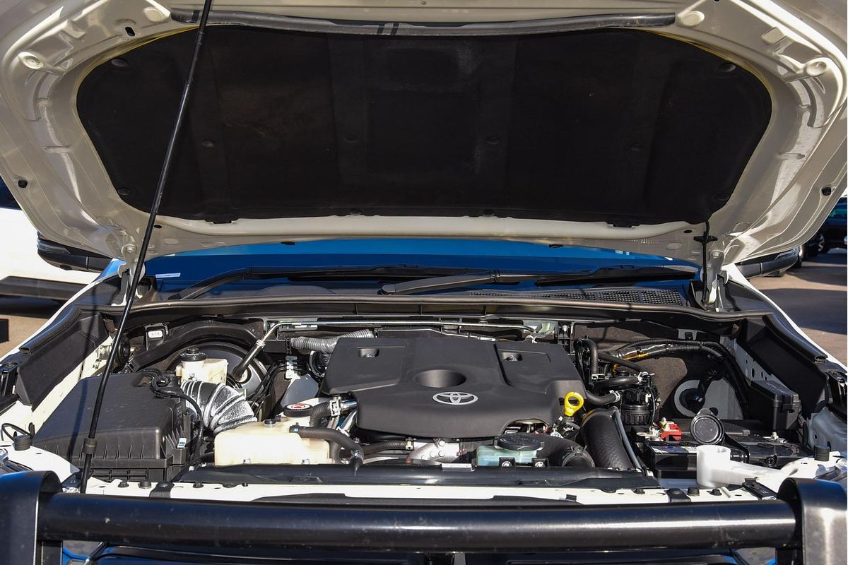 2023 Toyota Hilux SR5 GUN126R 4X4