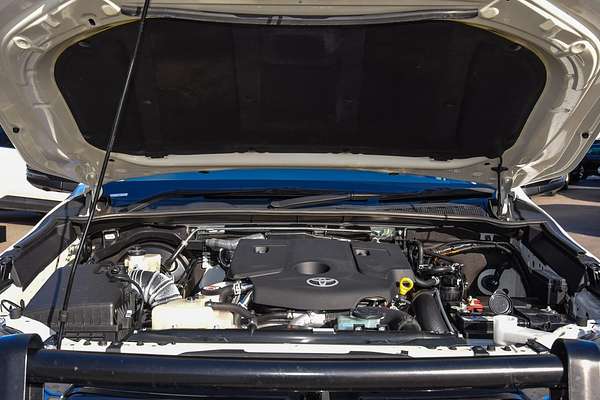 2023 Toyota Hilux SR5 GUN126R 4X4