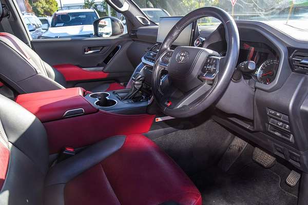 2022 Toyota Landcruiser GR Sport FJA300R