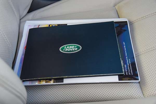 2022 Land Rover Range Rover Velar P250 R-Dynamic SE L560
