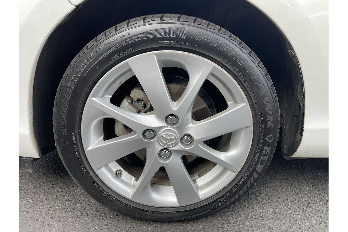 2012 Toyota Prius C Four