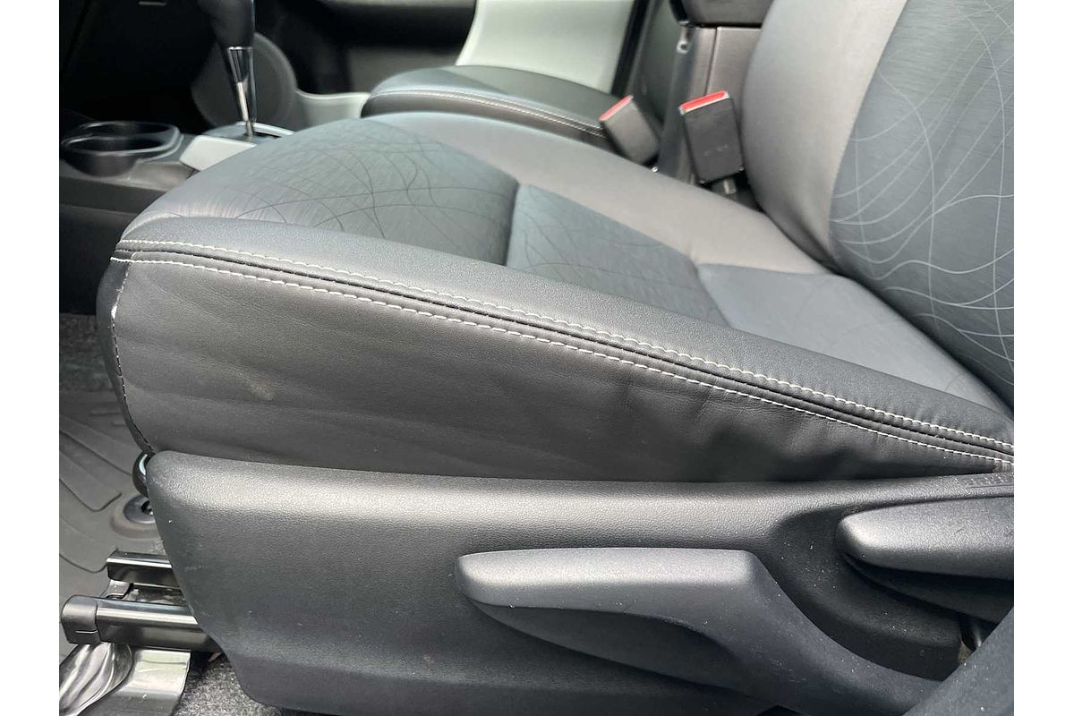 2012 Toyota Prius C Four