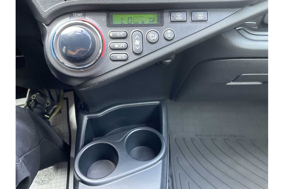 2012 Toyota Prius C Four