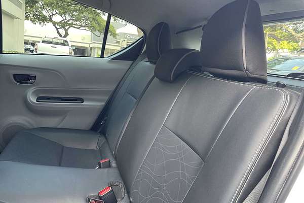 2012 Toyota Prius C Four