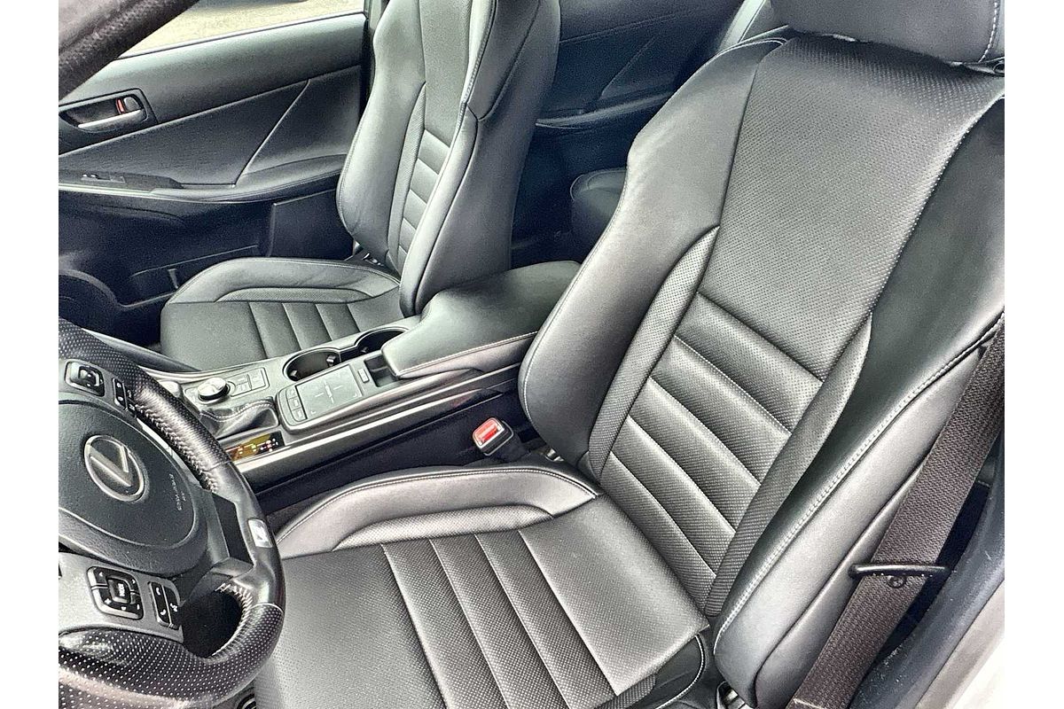 2022 Lexus IS F SPORT