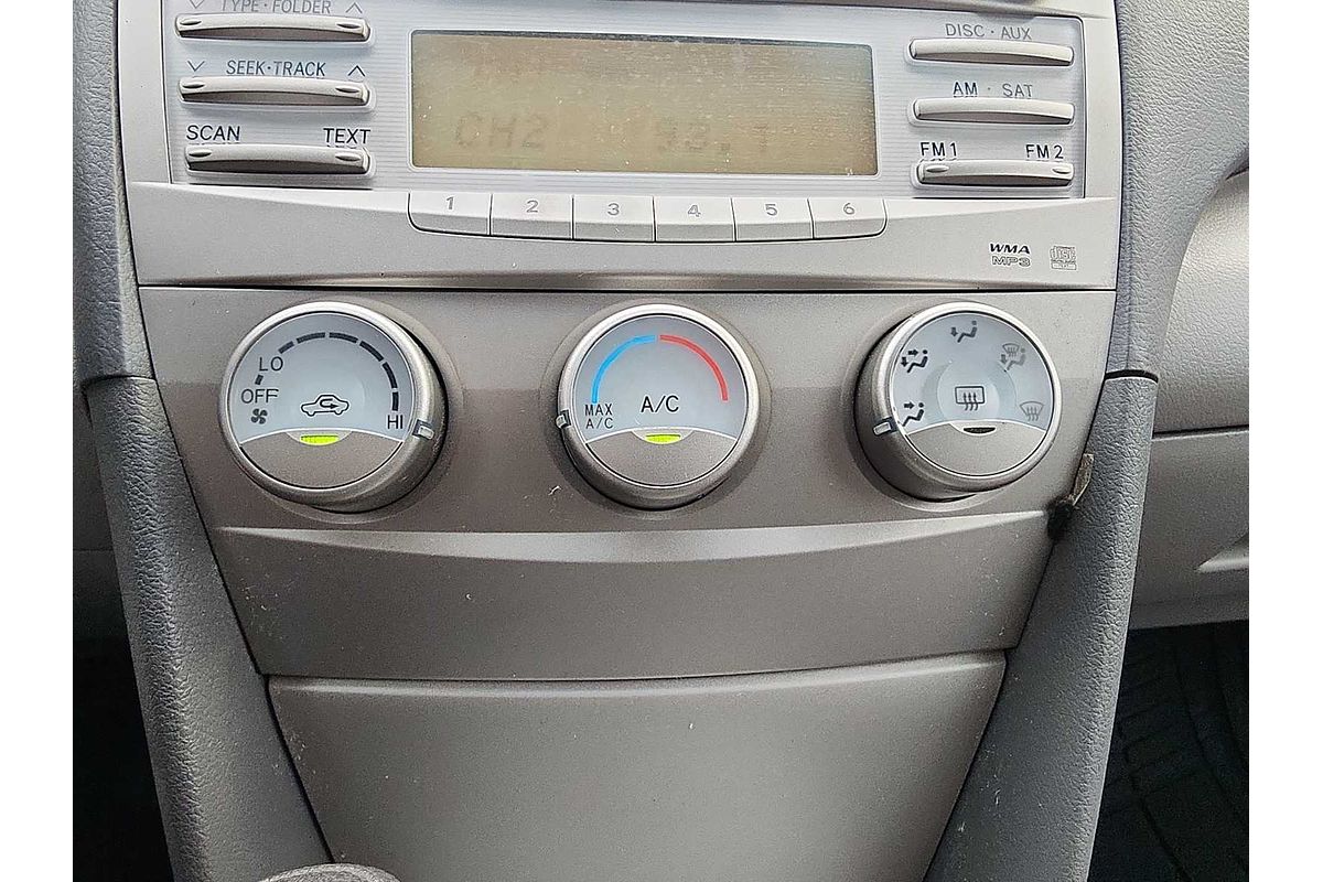 2011 Toyota Camry LE
